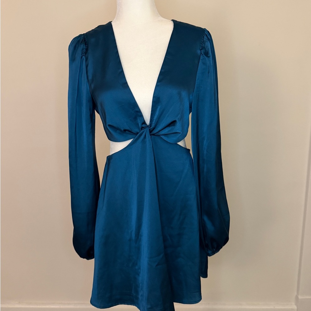 Emory Park Teal Satin Long Sleeved Dress